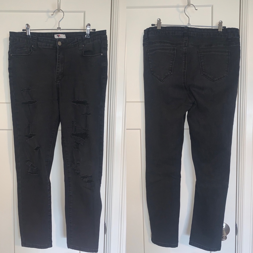 TEMT Black Jeans